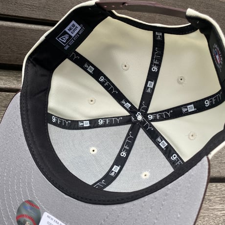 USA限定 9FIFTY ニューエラ MLB サンディエゴ パドレス Padres スナップバックキャップ ARCHIVE (950-242)