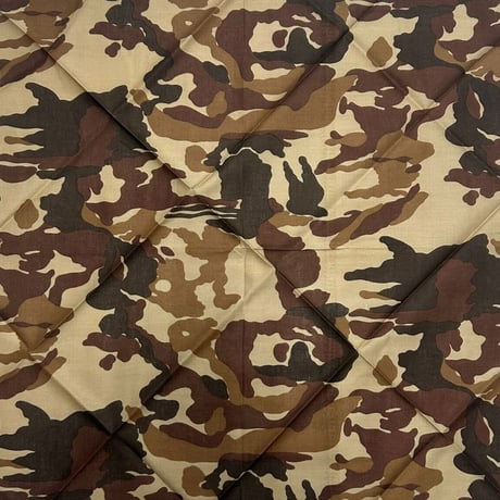 ウッドランドカモ バンダナ Woodland Camo Bandana 大判サイズ 総柄 茶系 (BNDN85)