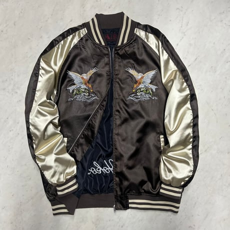 横須賀発祥 スカジャン Yokosuka刺繍入り SUKAJAN 鷹 Eagle 内ポケットあり サテン地 茶 (SKJ57)
