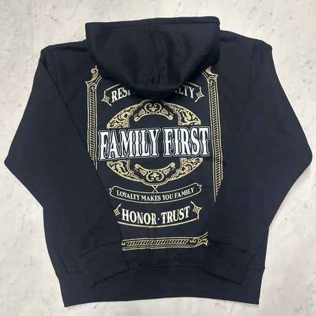 LA発 Family First ファミリーファースト グラフィック プルオーバー パーカー バックプリント 黒 (GFX/Hdy102)