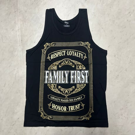 LA発 Shaka Wear アンダーグラウンド グラフィックデザイン タンクトップ Family First 黒 (GTT9)