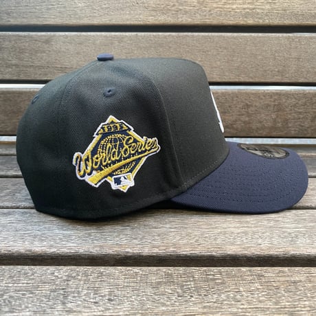 海外限定 Newera ニューエラ 9Forty Aフレーム Braves アトランタ ブレーブス 95ワールドシリーズ キャップ (940-266)