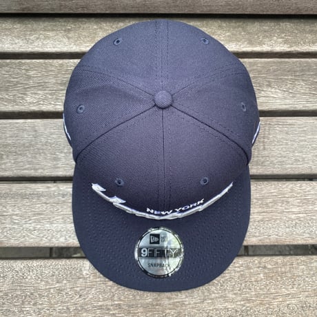 USA限定 9FIFTY ニューエラ MLB ニューヨーク ヤンキース NY Yankees スナップバックキャップ Evergreen Script (950-210)