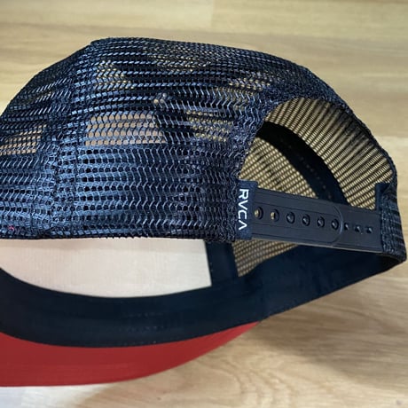 米国製 限定コレクション BIRDWELL RVCA トラッカーキャップ バードウェル ルーカ