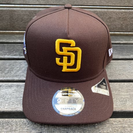 USA仕様 ニューエラ MLB 9Fifty Aフレーム SD Padres パドレス 1998 World Series キャップ (950-276)