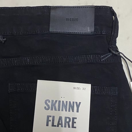 海外限定 KDNK ディーケーエヌケー Stacked Skinny Flare スタックド スキニーフレア ジーンス (JNS52)
