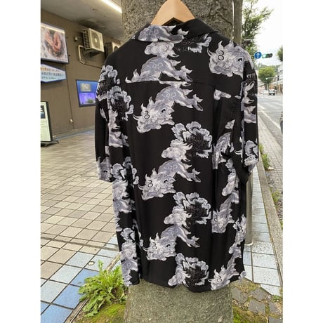 【特別SALE価格】アロハシャツ ALOHA 半袖 オープンカラー 開襟 黒 ブラック 和柄 キリン 麒麟 新品 RB-26