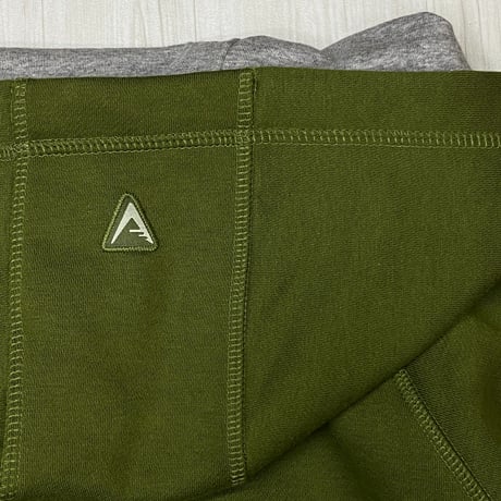 米国老舗ブランド Antigua ロサンゼルス ドジャース MLB オリーブ LA VICTORY HOODIE