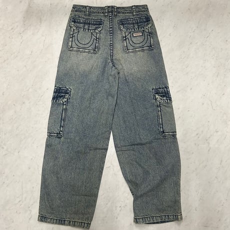プレミアムジーンズ True Religion トゥルーレリジョン Big T Cargo Pant ビッグT カーゴデニム (JNS251)