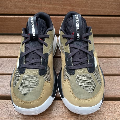 NIKE ナイキ JORDAN ジョーダン エア 200E ローカット RainFores マックスエア (AJ71)