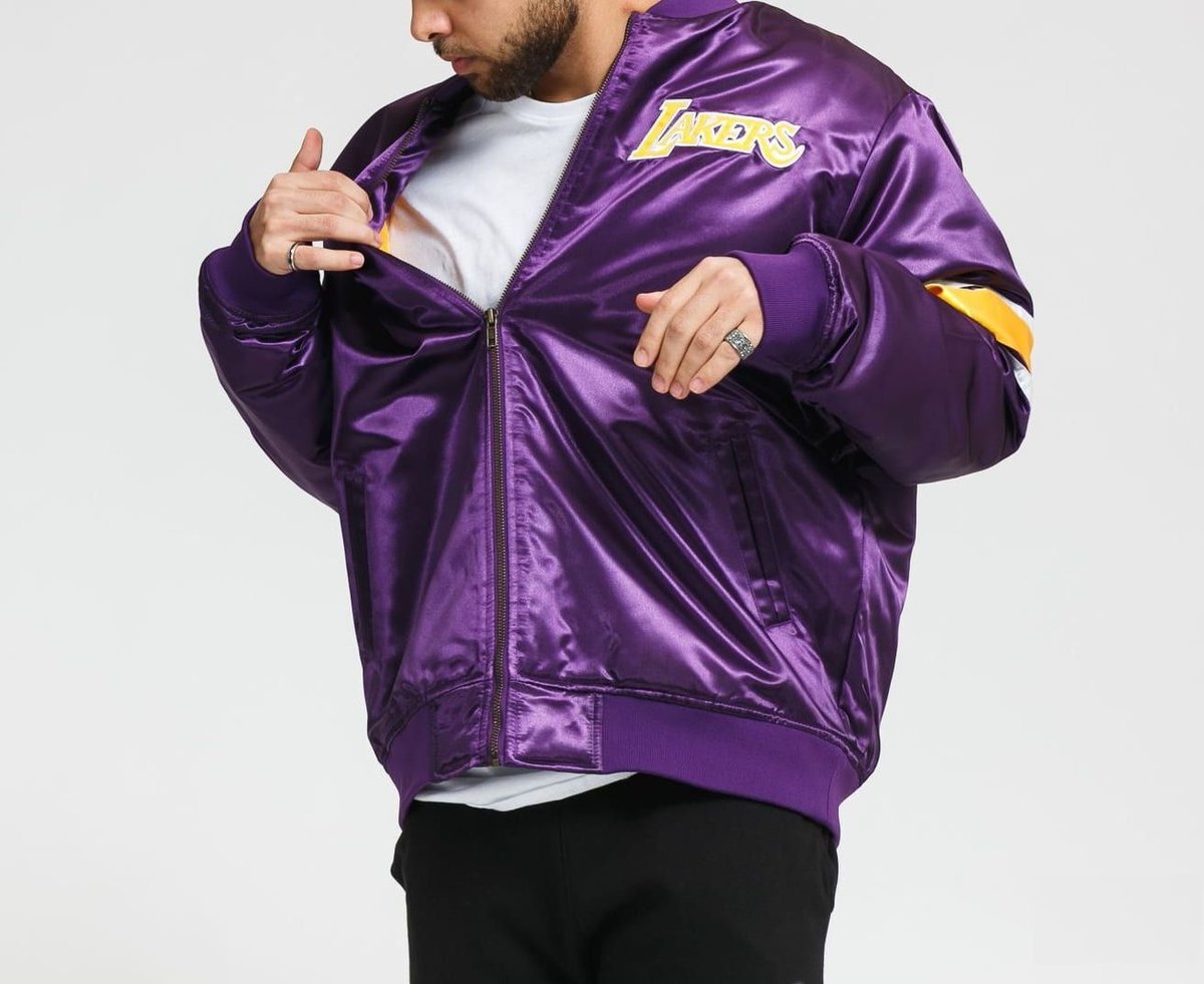 Mitchell&Ness ミッチェルアンドネス Lakers スタジャン-