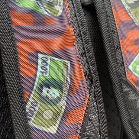 米国仕様 SPRAYGROUND フューチュラマ Futurama ベンダー Cash In 限定 バックパック (BKPK55)