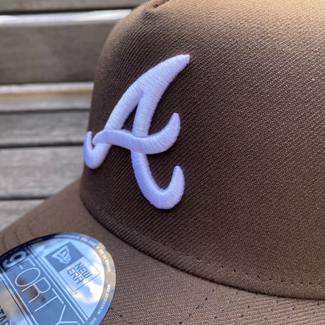海外限定 Newera ニューエラ 9Forty Aフレーム Braves アトランタ ブレーブス 95ワールドシリーズ キャップ (940-158)