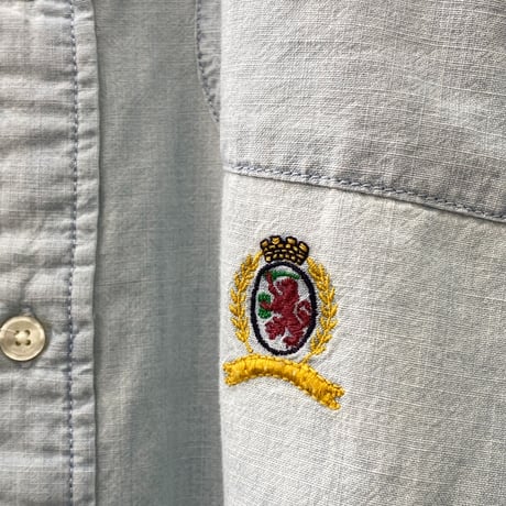 35th限定 TOMMY HILFIGER トミーヒルフィガー CREST ボタンダウンシャツ ライトウォッシュ
