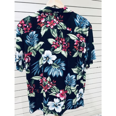【特別SALE価格】アロハシャツ ALOHA 半袖 ブラック 花柄 ハイビスカス ハワイアン RB-30