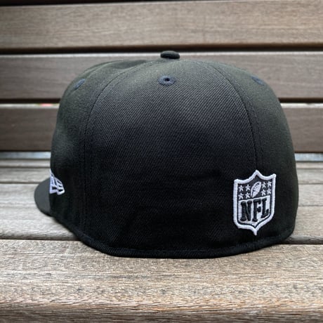 USA仕様 NEWERA 59Fifty NFL ラスベガス レイダース Raiders スーパーボウル XVIII 白黒 (24-5)
