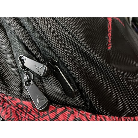 日本未入荷モデル NIKE ナイキ AIR JORDAN 大容量 バックパック リュック 黒 赤 2トーン