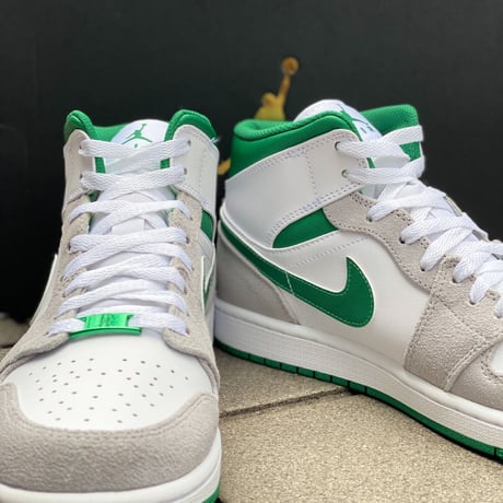 NIKE ナイキ AIR JORDAN1 MID エアジョーダン1 ミッドカット 緑/白/グレー