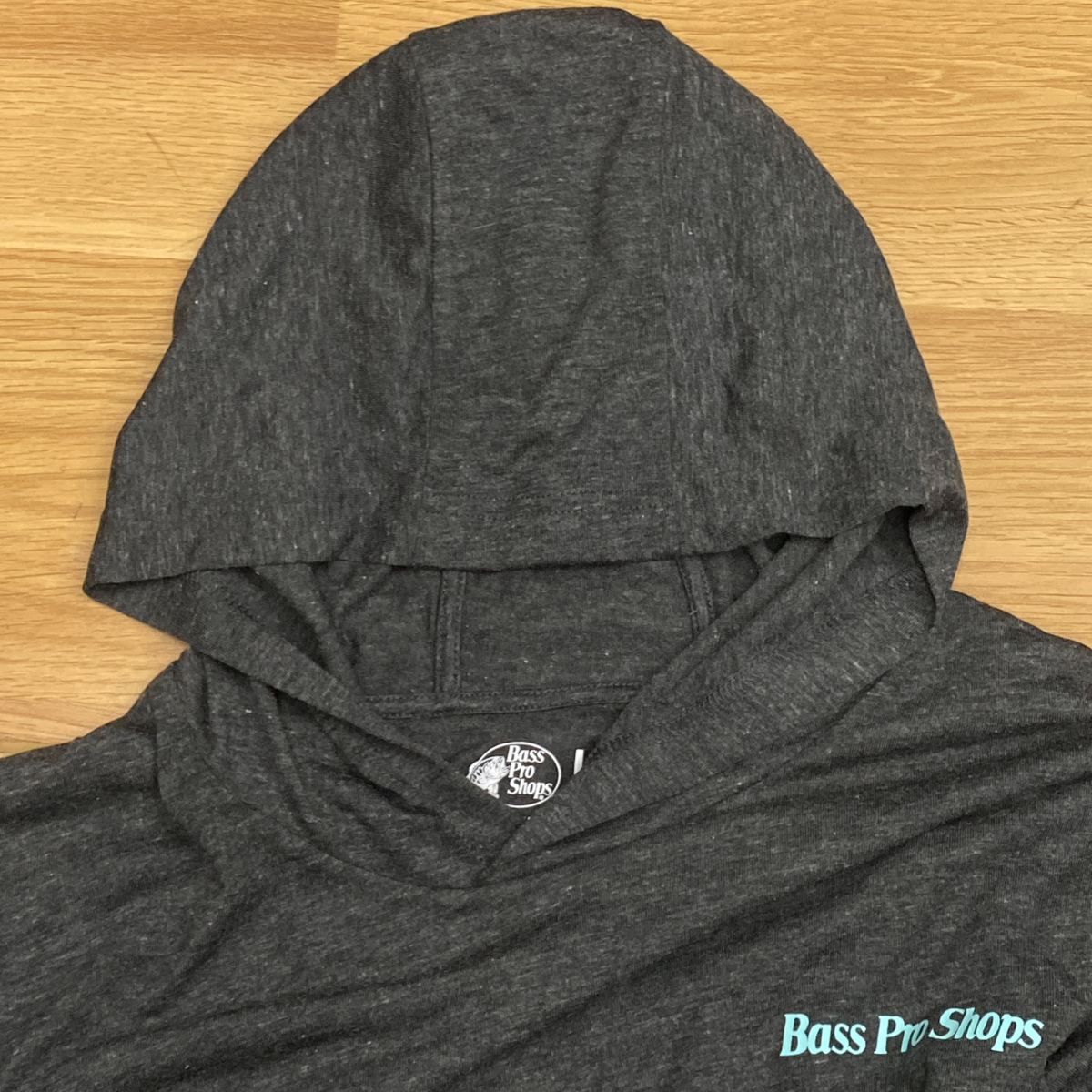米国アウトドアブランド BassProShops® バスプロショップス フード付き