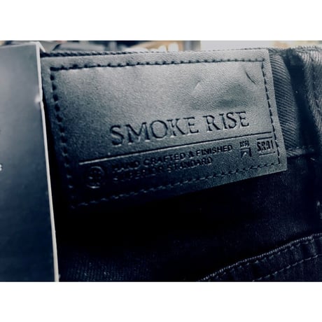 米国ブランド SmokeRise スモークライズ ペイント デニム ショートパンツ 黒 バラ刺しゅう