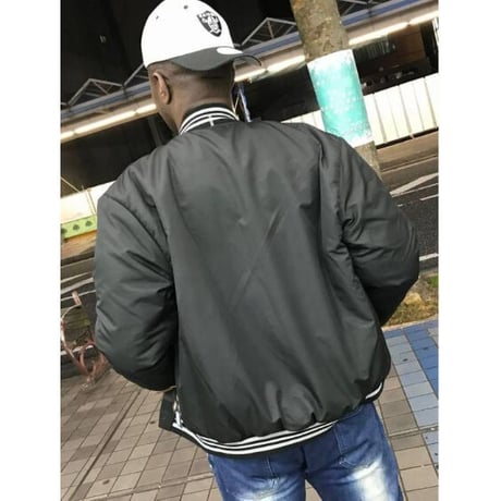 JHデザイン NFL オークランド レイダース RAIDERS リバーシブル スタジアムジャンパー アメフト 黒 スタジャン