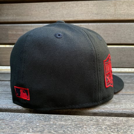 USA限定 NEWERA 59FIFTY ロサンゼルス ドジャース LA Dodgers MLB 限定パッチ 黒/赤 (15-29)