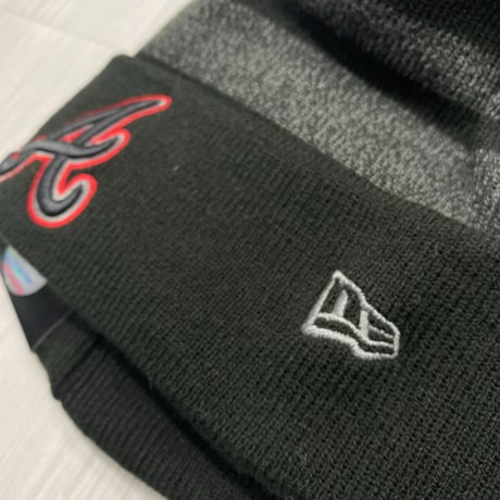NEWERA USA ニューエラ MLB アトランタ ブレーブス ATL Braves ポンポン付き ニット帽 黒