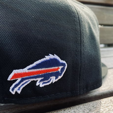 USAモデル NEWERA NFL バッファロービルズ GRISWOLD スナップバックキャップ