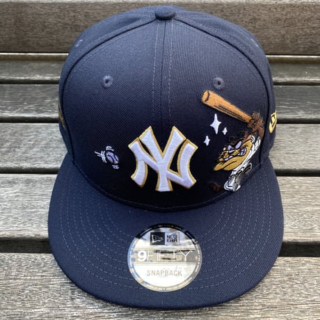 海外仕様 9FIFTY ニューエラ MLB ニューヨーク ヤンキース NY Yankees タズ Looney Tunes (950-272)