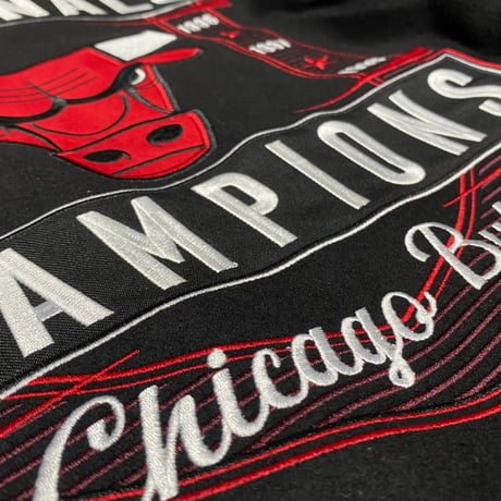 海外限定 NBA JHデザイン CHI Bulls シカゴ ブルズ ファイナルチャンピオン リバーシブル スタジャン