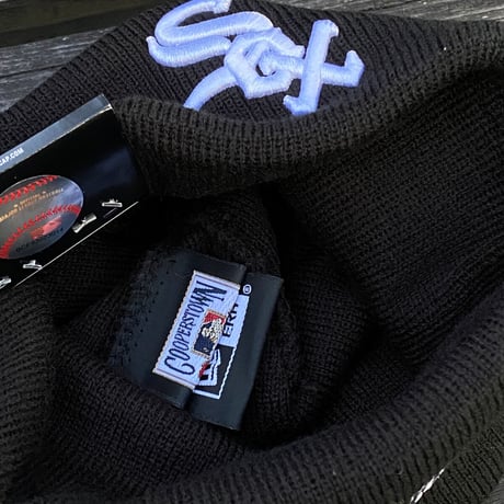 USA限定 NEWERA ニューエラ MLB ワールドシリーズ ニット帽 Whitesox ホワイトソックス