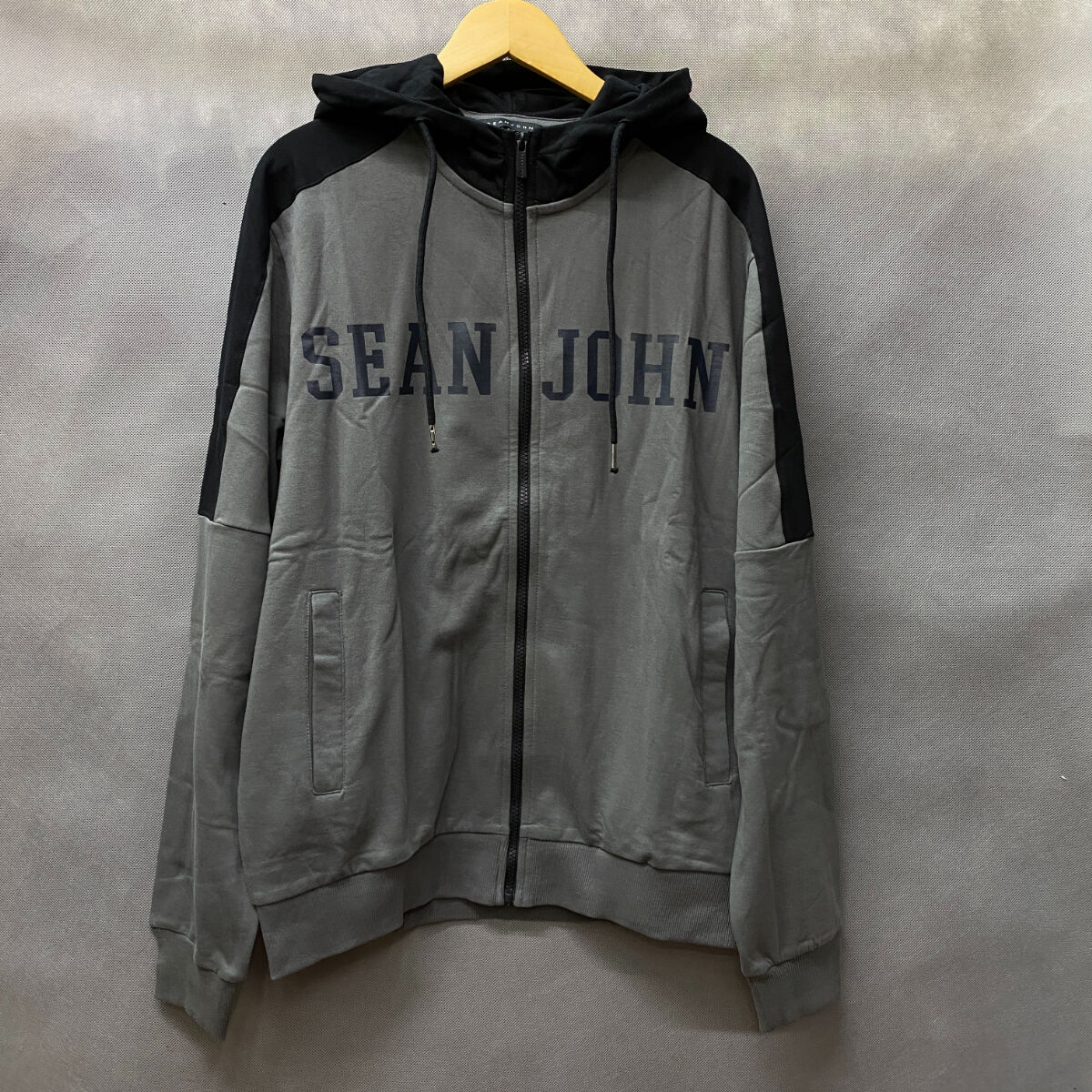 【希少】SEAN JOHN フルジップ パーカー 刺繍ロゴ ブラック XLサイズ
