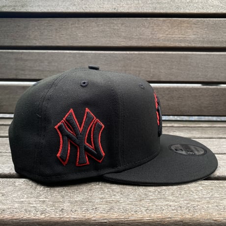 海外限定 9FIFTY ニューエラ NY Yankees ニューヨーク ヤンキース スナップバックキャップ 炎 レッドフレイム (950-249)