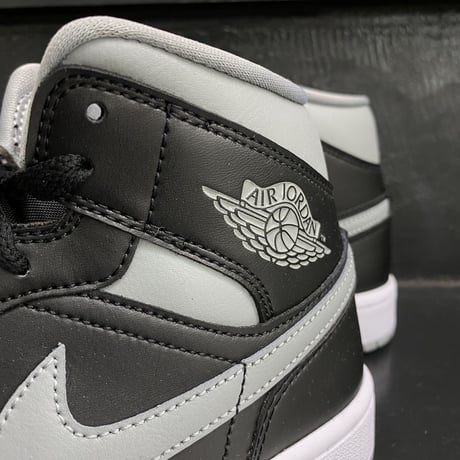 NIKE ナイキ AIR JORDAN1 MID エアジョーダン1 ミッドカット 黒/グレー (AJ76)