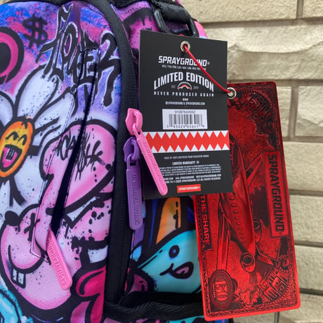 米国仕様 SPRAYGROUND コンプリケーテッド 総柄 ストリートアート グラフィック DLXR バックパック (BKPK16)