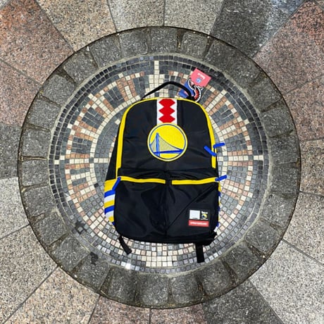 【NBA限定コラボ】 SPRAYGROUND ゴールデンステイト ウォリアーズ バックパック (BKPK70)
