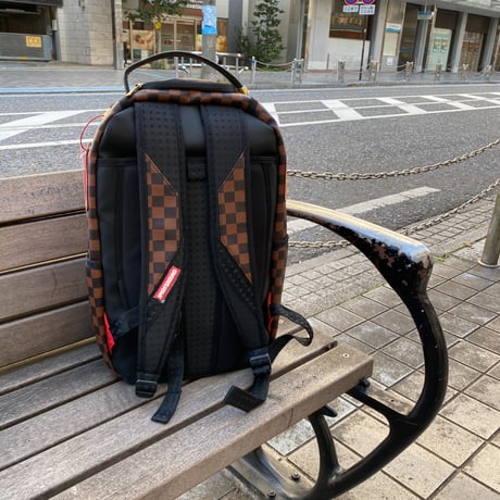 限定 SPRAYGROUND スプレイグラウンド HENNY VICTORY LAP バックパック シャークマウス (BKPK71)