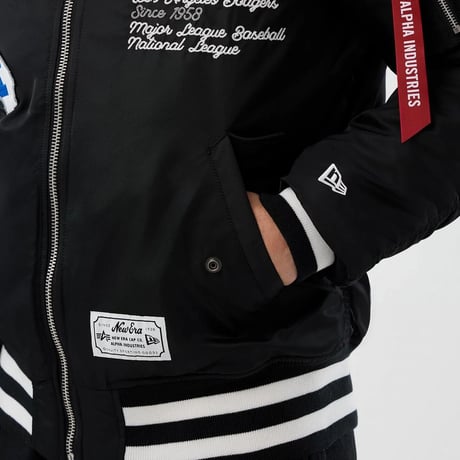 米国仕様 New Era ニューエラ Alpha Industries アルファインダストリーズ MLB LA ドジャース MA-1 ジャケット 黒