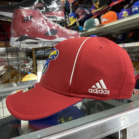 【S/M】 Adidas アディダス Collegiate カンザス大学 カンザス KU ジェイホークス 赤 フレックス キャップ