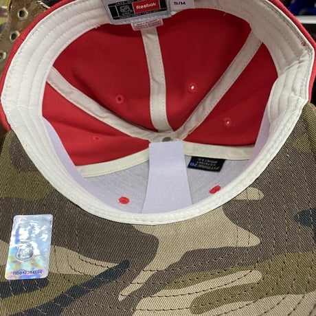 【S/M】 Reebok リーボック Flames カルガリー フレームス NHL フレックスキャップ 赤 迷彩