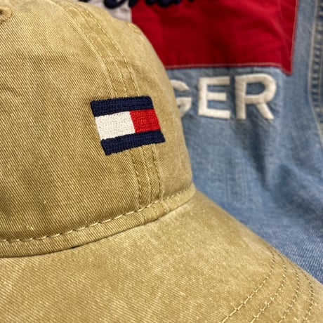 トミーヒルフィガー TOMMY HILFIGER ストラップバックキャップ カーキ フラッグロゴ