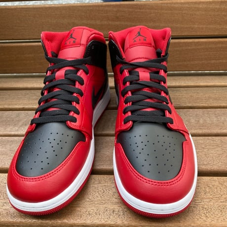 NIKE ナイキ AIR JORDAN1 MID エアジョーダン1 ミッドカット 黒赤 BRED ブラックバンプ (AJ57)