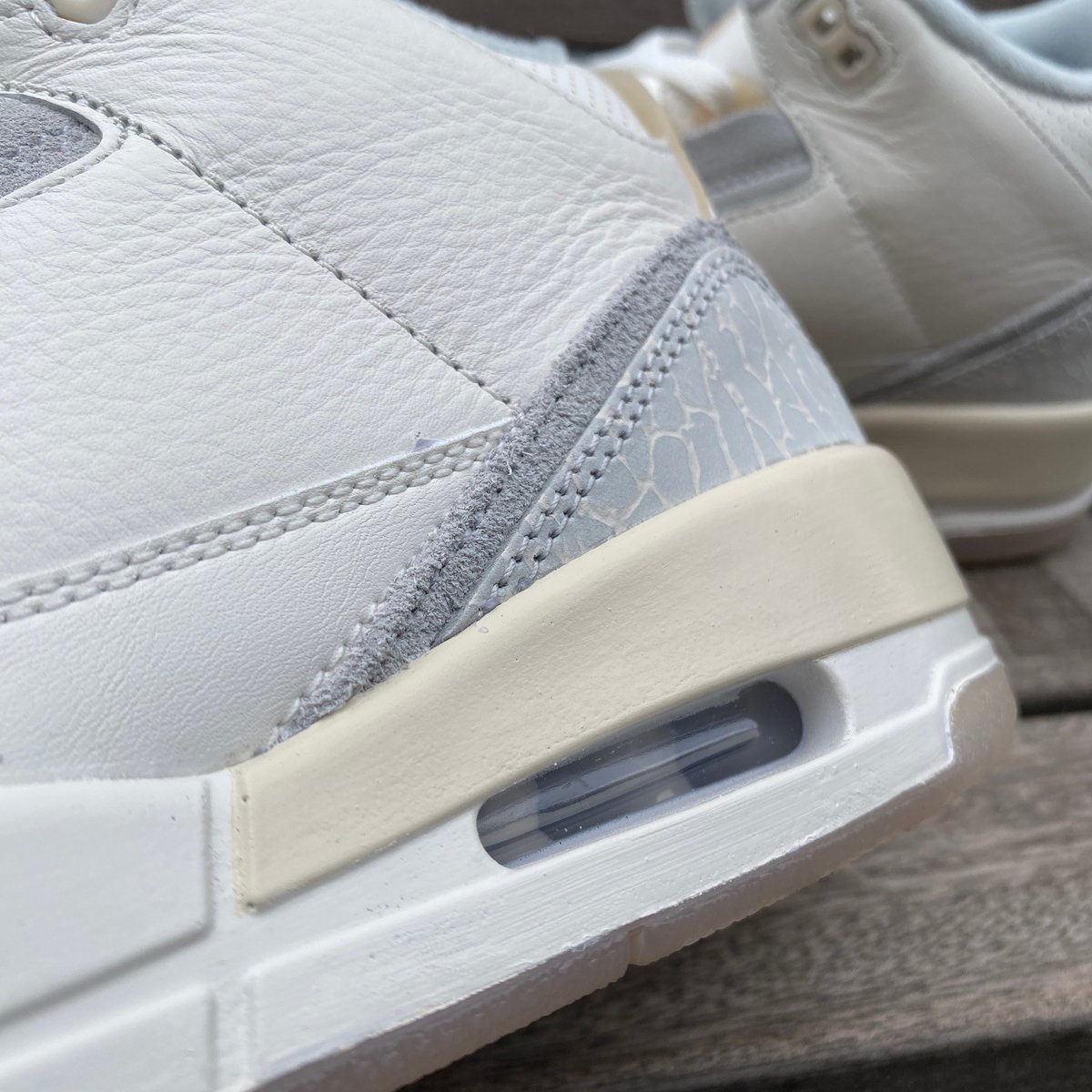 NIKE AIR JORDAN3 RETRO CRAFT ナイキ エアジョーダン3 アイボリー