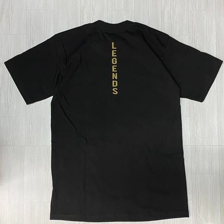 LA発 ニプシー コービー Legends アンダーグラウンド グラフィック ヘビーウェイト Tシャツ 黒 (GTS96)