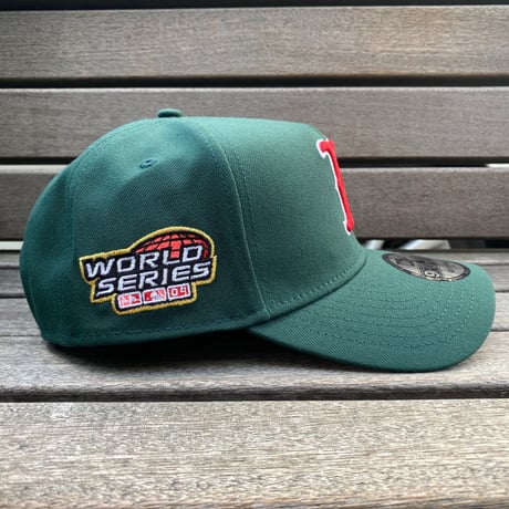 海外限定 Newera ニューエラ 9Forty Aフレーム Redsox ボストン レッドソックス 2004ワールドシリーズ記念 キャップ (940-160)
