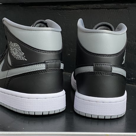 NIKE ナイキ AIR JORDAN1 MID エアジョーダン1 ミッドカット 黒/グレー (AJ76)