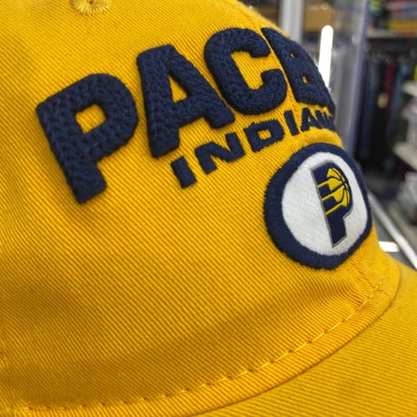 Adidas アディダス NBA インディアナ ペイサーズ Pacers  ストラップバックキャップ ゴールド