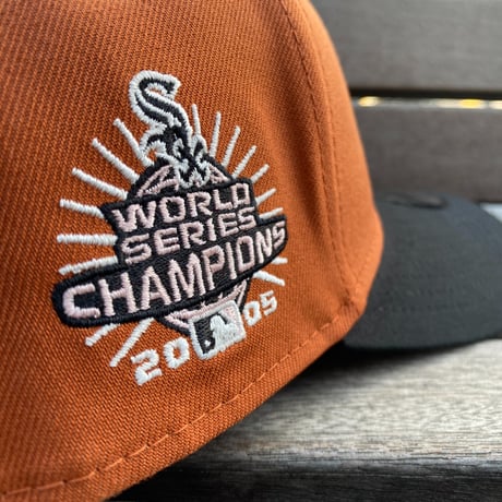 海外限定 Newera ニューエラ 9Forty Aフレーム Whitesox シカゴ ホワイトソックス 2005ws記念 キャップ (940-165)