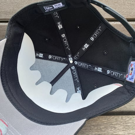 海外限定 Newera ニューエラ 9Forty Aフレーム NY Yankees ヤンキース キャップ バラ Rose Crest (940-152)