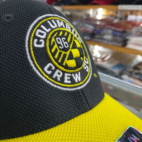 Adidas コロンバス クルー Columbus Crew メジャーリーグサッカー MLS キャップ  (MLS18)